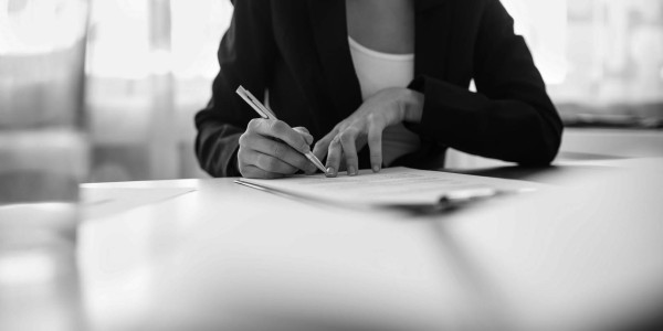 Derecho Inmobiliario / Abogados Inmobiliarios Torrelameu · Desahucios por Impago de Rentas / Alquileres