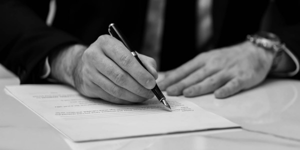 Derecho Inmobiliario / Abogados Inmobiliarios Torrelameu · Redacción y Revisión de Contratos de Arras