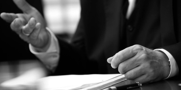 Derecho Sucesorio / Abogados Herencias y Testamentos Aitona · Procesos de Desheredación Hijos